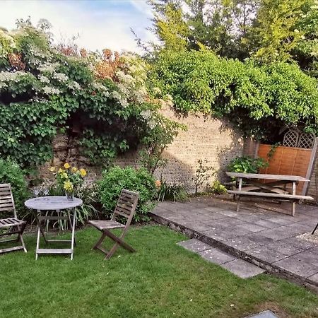 בוגנור רג'יס Beautiful Gate House A 4 Minute Walk From Beach מראה חיצוני תמונה