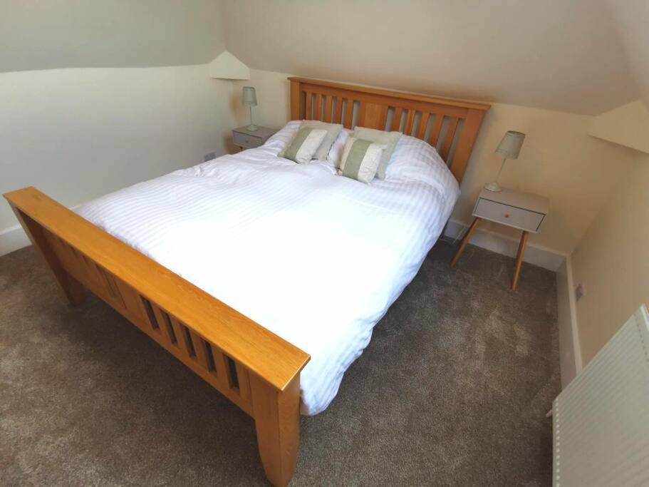בוגנור רג'יס Beautiful Gate House A 4 Minute Walk From Beach מראה חיצוני תמונה