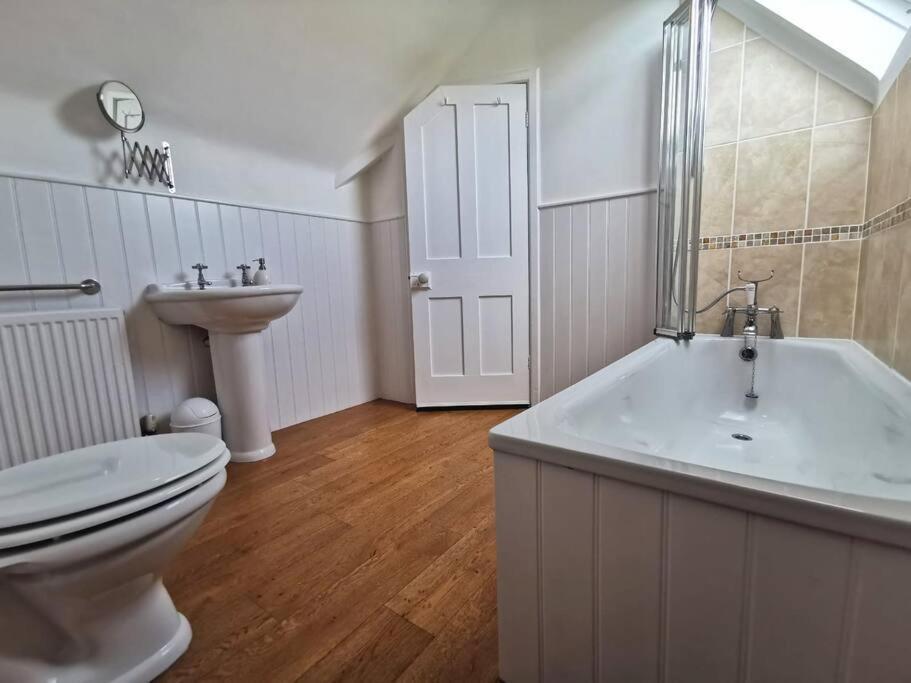 בוגנור רג'יס Beautiful Gate House A 4 Minute Walk From Beach מראה חיצוני תמונה