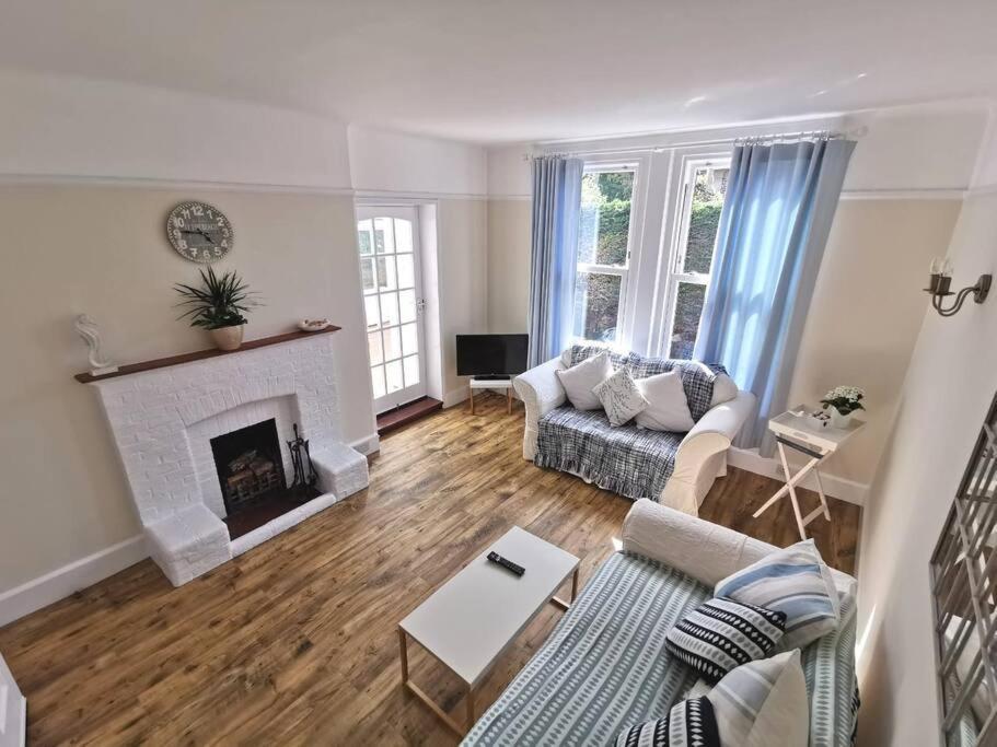 בוגנור רג'יס Beautiful Gate House A 4 Minute Walk From Beach מראה חיצוני תמונה